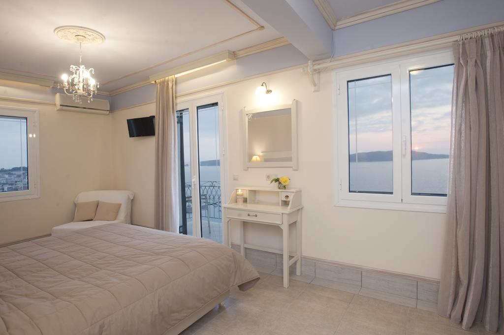 Aparthotel Tina'S House Pylos Zimmer foto